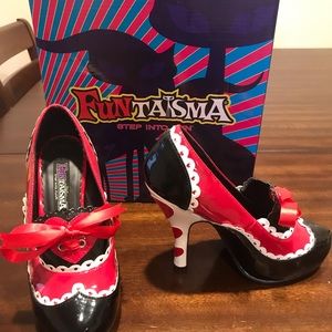 Funtasma queen of Hearts high heels size 6